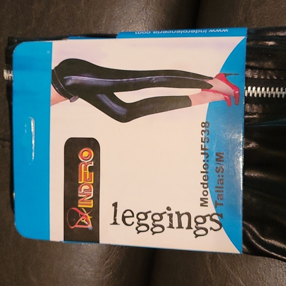 2 pair liquid leggings 😍 - Picture 2 of 4